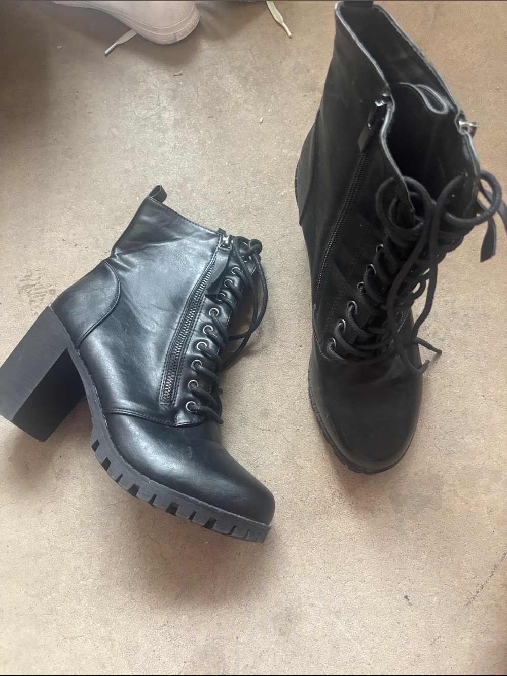 Forever 21 Black Lace-Up Chunky Heel Ankle Boots